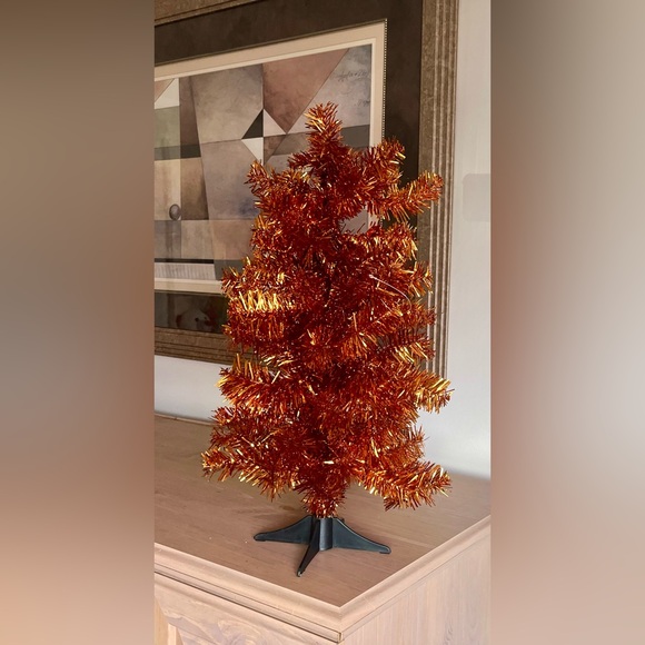 Halloween (NWT) tinsel tree 3 orange -1 black/orange 22” H - home decor - Picture 9 of 17